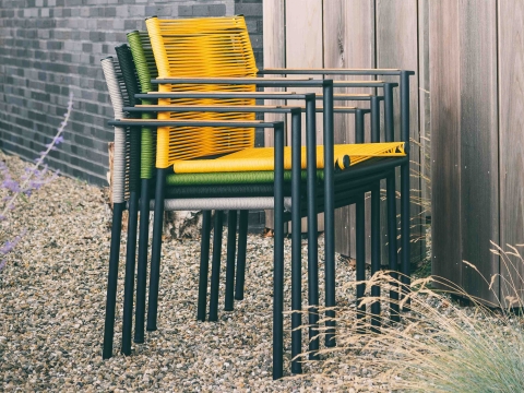 Apple Bee Jakarta Armlehnstuhl grey