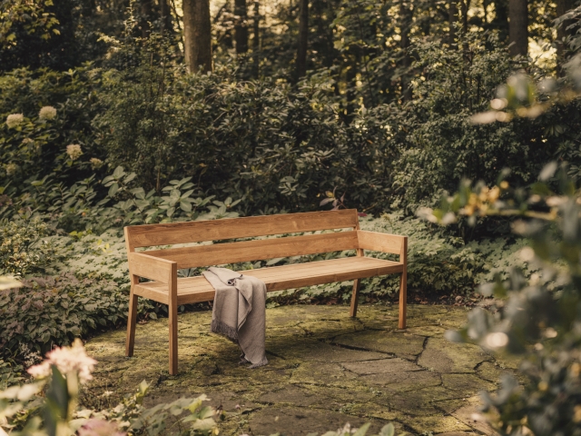 Niehoff Ann Armlehnbank mit Armlehnen 180cm, Teak ge&ouml;lt