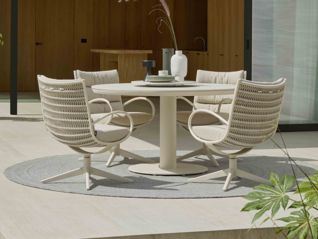 Apple Bee Camp Bay-Melville Dining Set oyster