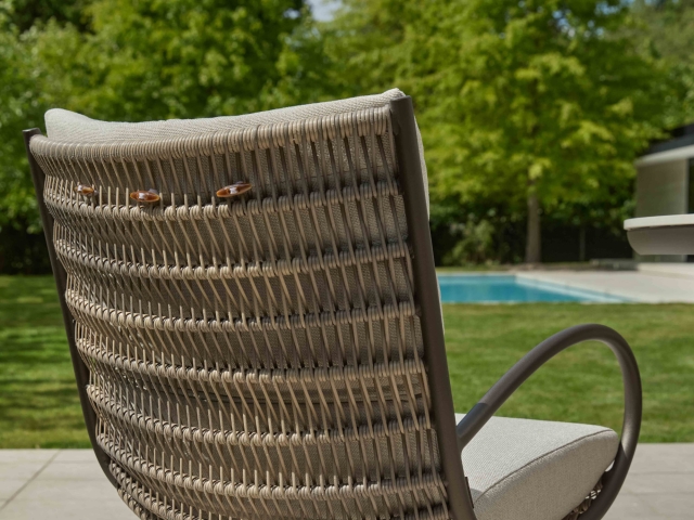 Apple Bee Camp Bay-Melville Dining Set bronze